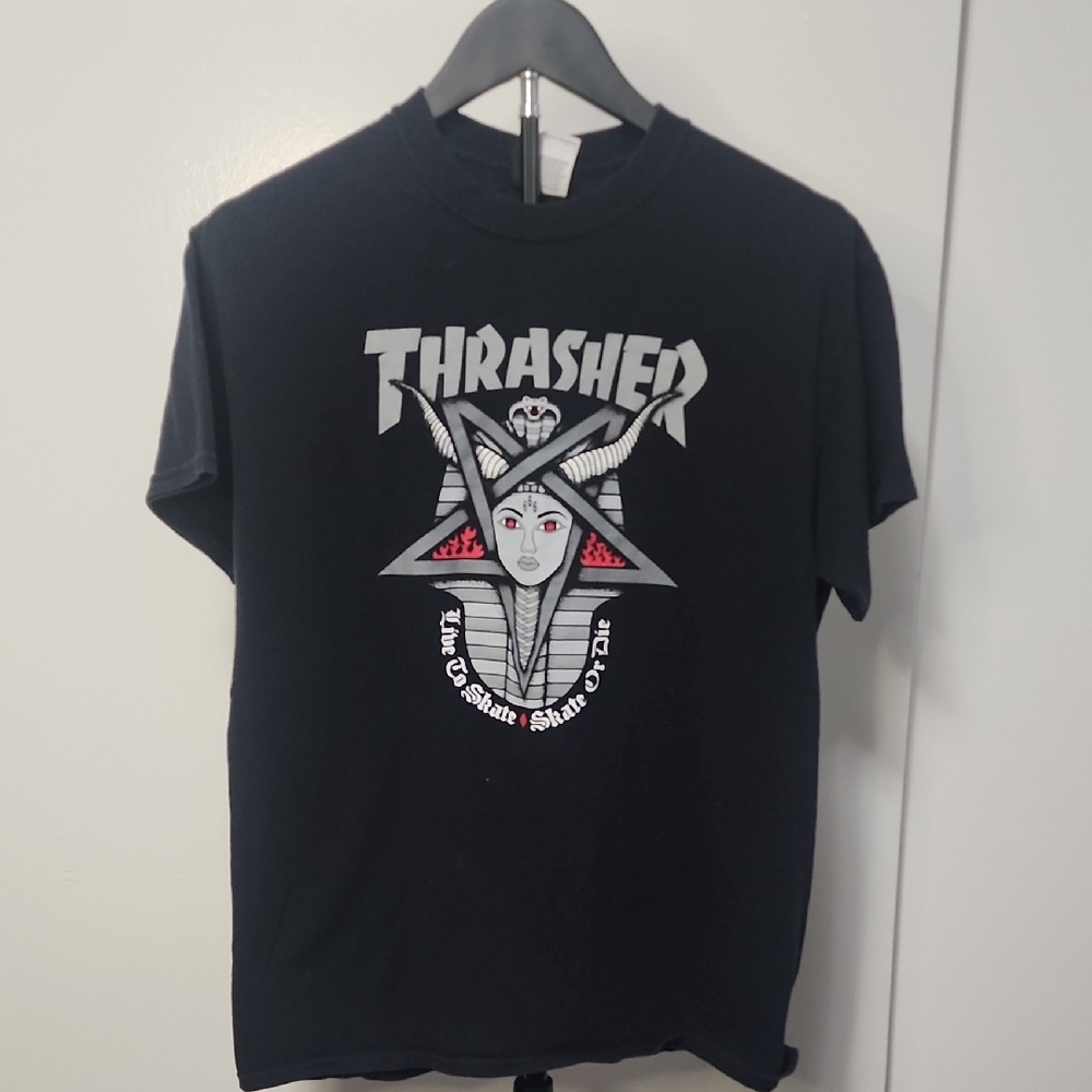 Thrasher Vintage Y2k Black and Gray Graphic Tee